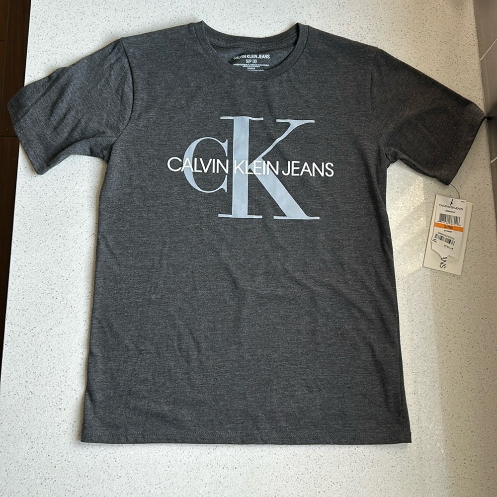 Calvin Klein jeans kids t-shirt grey size 8
